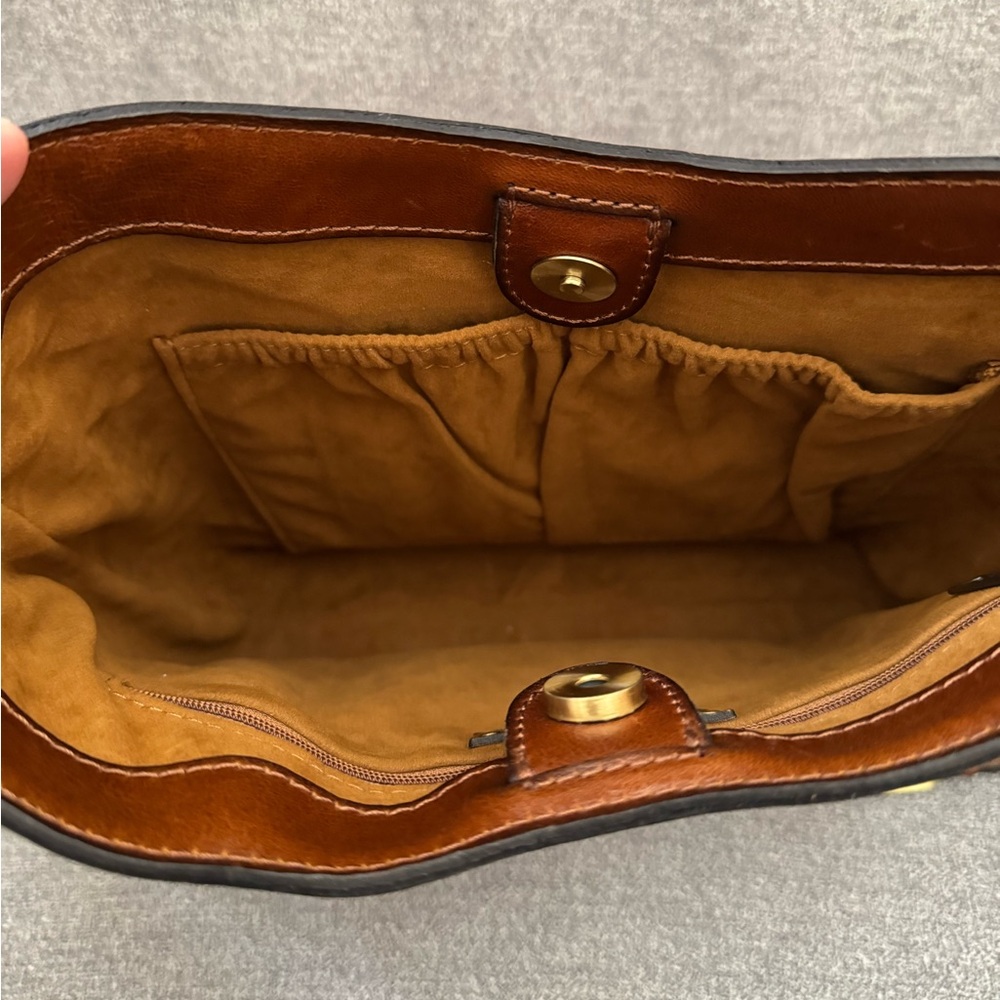 Patricia Nash Emmaline Leather Crossbody - Picture 3 of 6